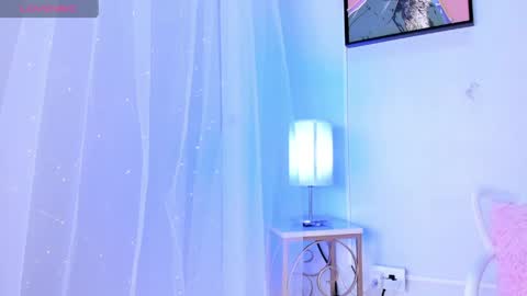 dulce__fiore07 online show from May 21, 12:03 pm