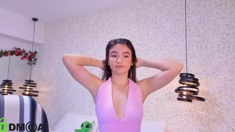dulce_isabel_ online show from May 26, 3:50 am