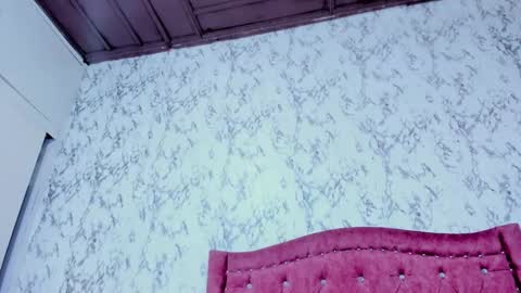 Dulce  online show from September 29, 6:13 pm