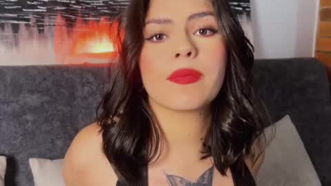 sweetcharlotte online show from December 23, 5:00 am