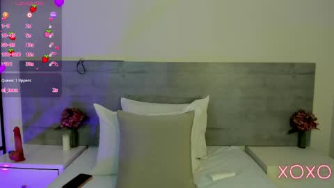 Dulce online show from May 11, 11:23 am