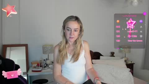 Snapshot of dulcejulia chatting on January 29, 10:22 pm Sweetnina online show from January 29, 10:22 pm