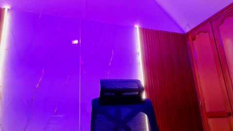 Dulce online show from February 20, 3:49 am