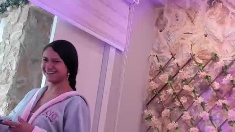 duskybeautyy online show from February 16, 7:58 pm