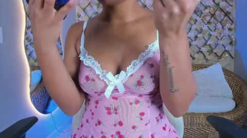 duskybeautyy online show from April 8, 3:36 pm