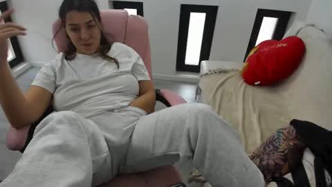 dayana online show from February 7, 7:12 am