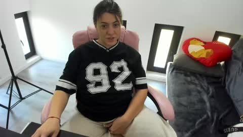 dayana online show from May 15, 5:11 am