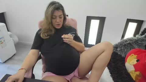 dayana online show from June 28, 5:58 am