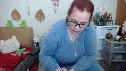 Dyanne online show from March 6, 9:31 pm