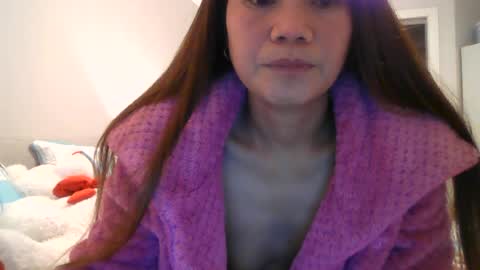 dylene1986 online show from August 7, 12:56 pm