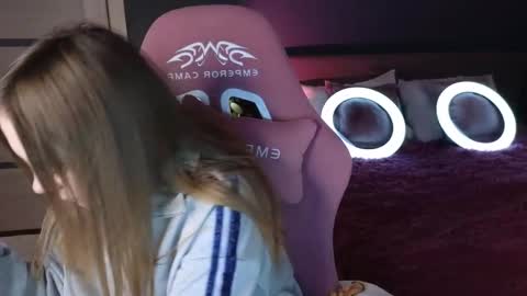 Dyna online show from October 8, 8:07 am