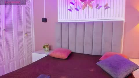Juana online show from January 19, 11:45 am