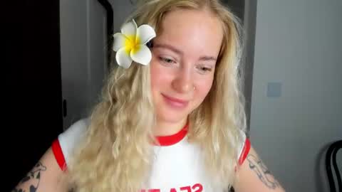 fansly - yourbestbaby online show from July 4, 3:24 am