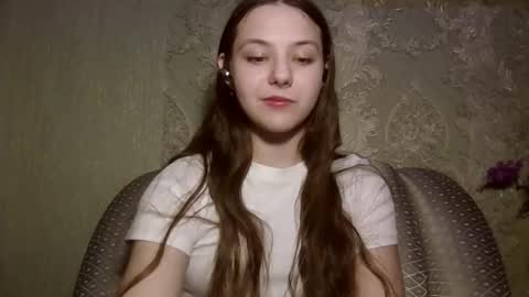 Yuni online show from March 23, 6:47 pm