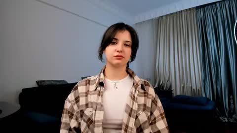 Emma 18yo online show from March 12, 5:28 pm
