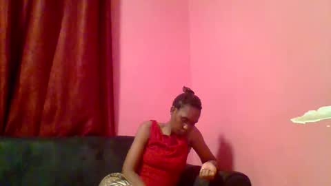 Ebon Fantasy1s online show from May 6, 8:24 pm