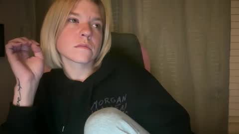 americnbarbie online show from May 24, 3:38 am