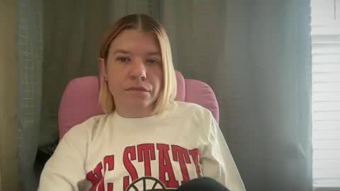 americnbarbie online show from May 25, 2:16 pm
