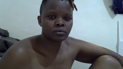 ebony_cuttey30 online show from May 8, 9:01 am