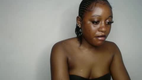 Ella online show from September 18, 8:24 am