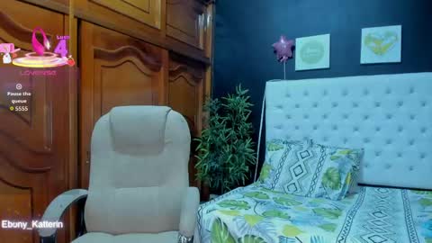ebony_katterin online show from May 12, 11:06 am