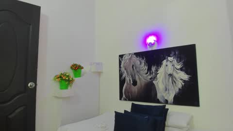 ebony_katterin online show from December 28, 7:01 pm