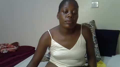 Snapshot of ebony_malika chatting on March 11, 11:37 pm malika online show from March 11, 11:37 pm
