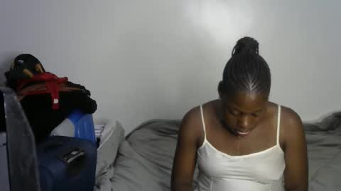 Snapshot of ebony_malika chatting on September 20, 8:07 pm malika online show from September 20, 8:07 pm