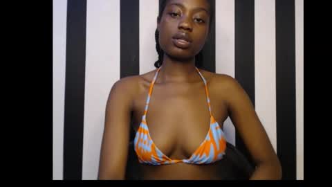 Ella online show from September 18, 8:07 pm