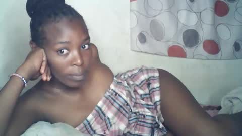 Snapshot of ebony_phoenix12 chatting on October 25, 2:30 am ebony_phoenix12 online show from October 25, 2:30 am