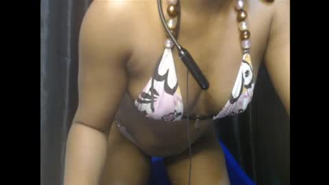 Queen online show from March 28, 8:47 am