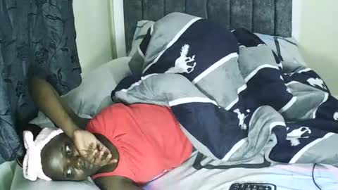 Snapshot of ebony_tasha chatting on January 29, 8:25 pm tasha online show from January 29, 8:25 pm