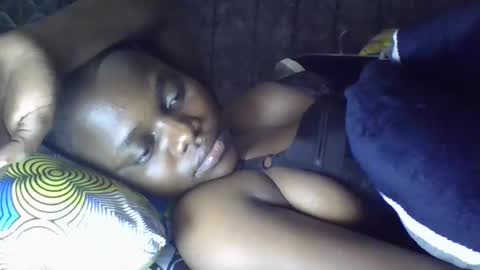 Snapshot of ebony_tasha chatting on March 8, 6:14 pm tasha online show from March 8, 6:14 pm