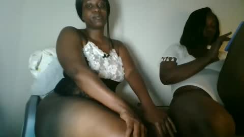 Loreina online show from January 14, 8:03 pm