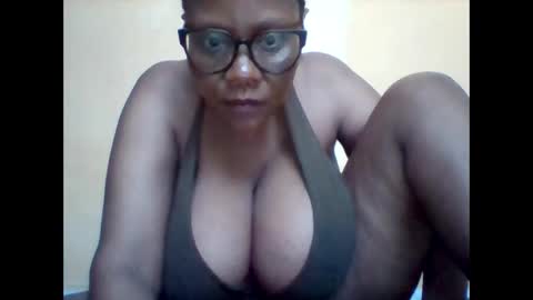 MAMITO online show from April 8, 9:22 am