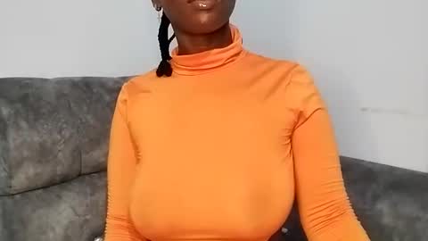 Ebony Melanie online show from February 22, 11:10 pm