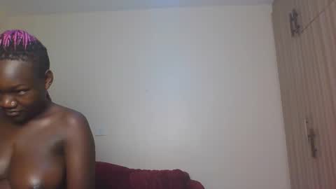 ebonydreamgirl_ online show from September 29, 7:08 pm