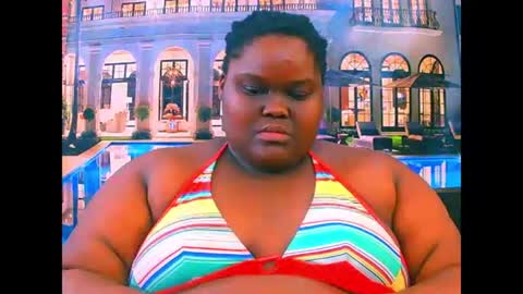ebonyhotbuns4u2luv online show from May 11, 5:09 am