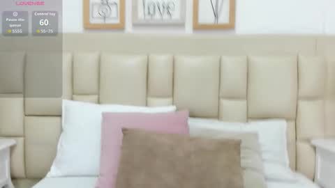 Ludovica online show from October 22, 3:44 am