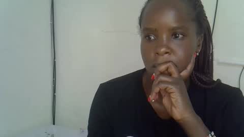 Ebony Luxe online show from April 3, 12:25 pm