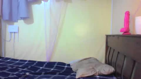 Ebonymuse2 online show from May 14, 2:06 am
