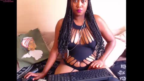 ebonyseductresx online show from January 10, 8:29 am
