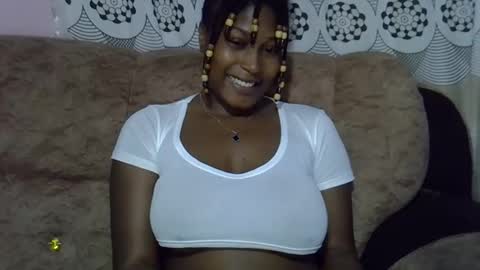 pretty online show from May 17, 10:36 am