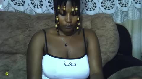 pretty online show from May 22, 8:29 pm