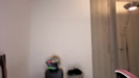 Colette online show from October 9, 2:15 am