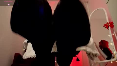 Monica online show from December 16, 3:51 pm