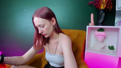 Alice Not in Chains 100-800PMGMT2 Mon Tue Wed Thu Fri online show from March 30, 11:21 am