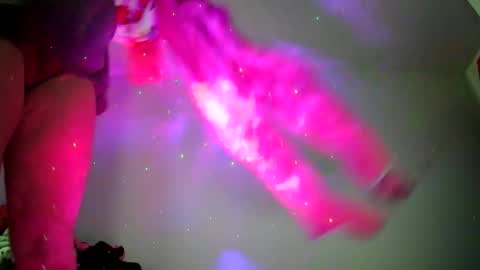 Snapshot of edgeofinsanity13 chatting on October 18, 7:37 pm Angel online show from October 18, 7:37 pm