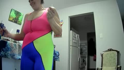 Snapshot of edgeofinsanity13 chatting on January 22, 3:40 pm Angel online show from January 22, 3:40 pm