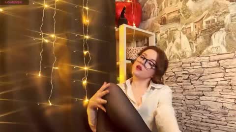 Friendly neighbourhoud redhead  online show from February 12, 10:59 pm